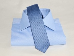 Abbinamento camicia Zenit e cravatta Pegaso